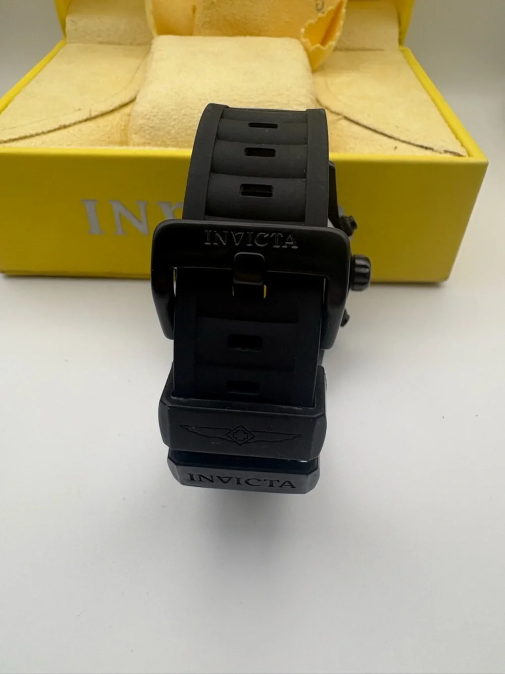 Invicta Pro Diver Black Watch Flame Fusion Crystal Chronograph #18944‎